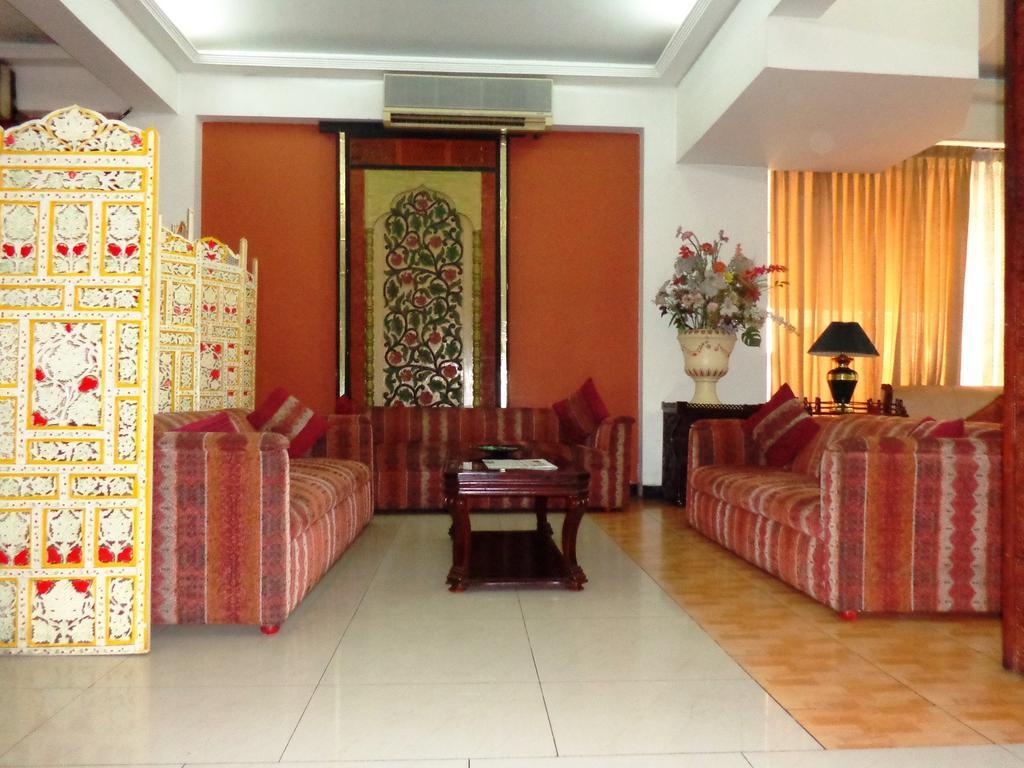 Summer Palace Hotel - Diplomatic Enclave Area Dhaka Eksteriør billede